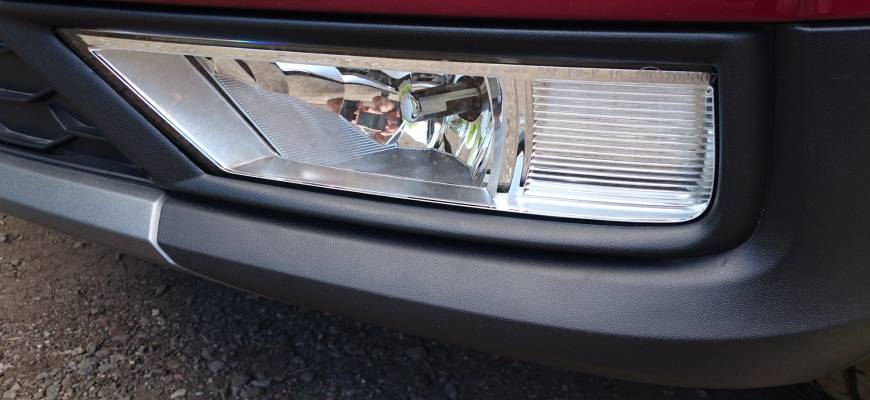 Замена ламп в противотуманных фарах Volkswagen Tiguan Mk2 Замена ламп в противотуманных фарах Volkswagen Tiguan Mk2