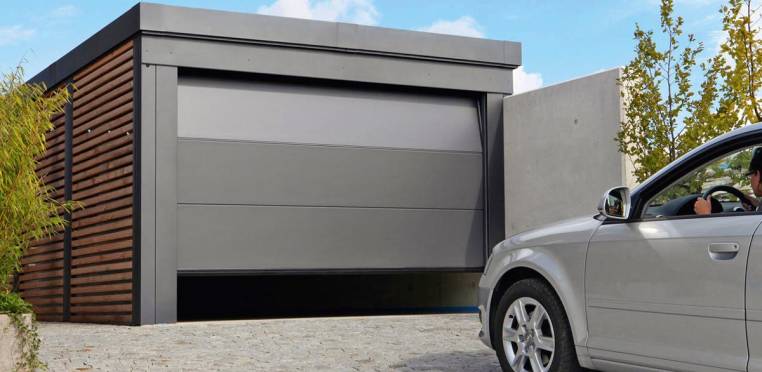 Навес или гараж для автомобиля, что выбрать?